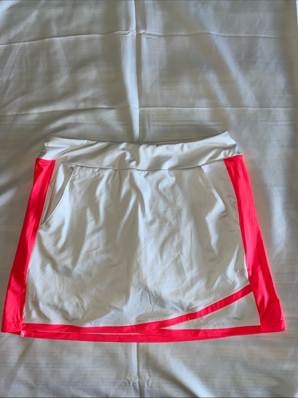 Tail White Athletic Skort with Pink Accents‎ M